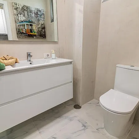 New Americas Apartment